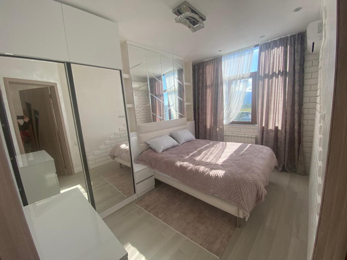 Jasmine Apartment In New Bulvar Μπατούμι Εξωτερικό φωτογραφία